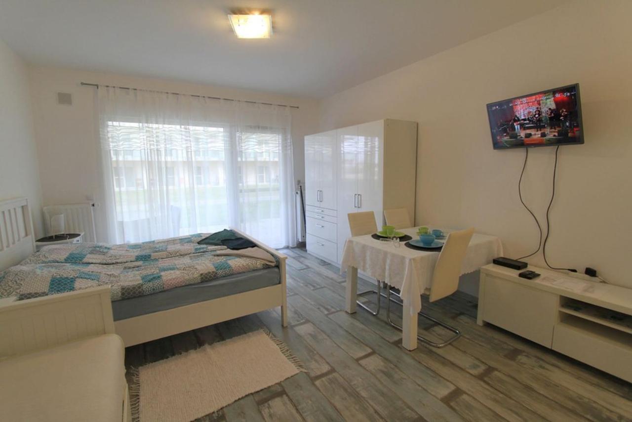Velence Spa Lake Apartman Exteriör bild